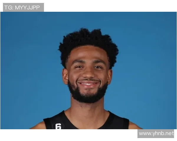 拼尽全力！亚历山大-沃克空砍32分，末节独砍17分